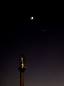 Nelson's Column, Moon and Mars